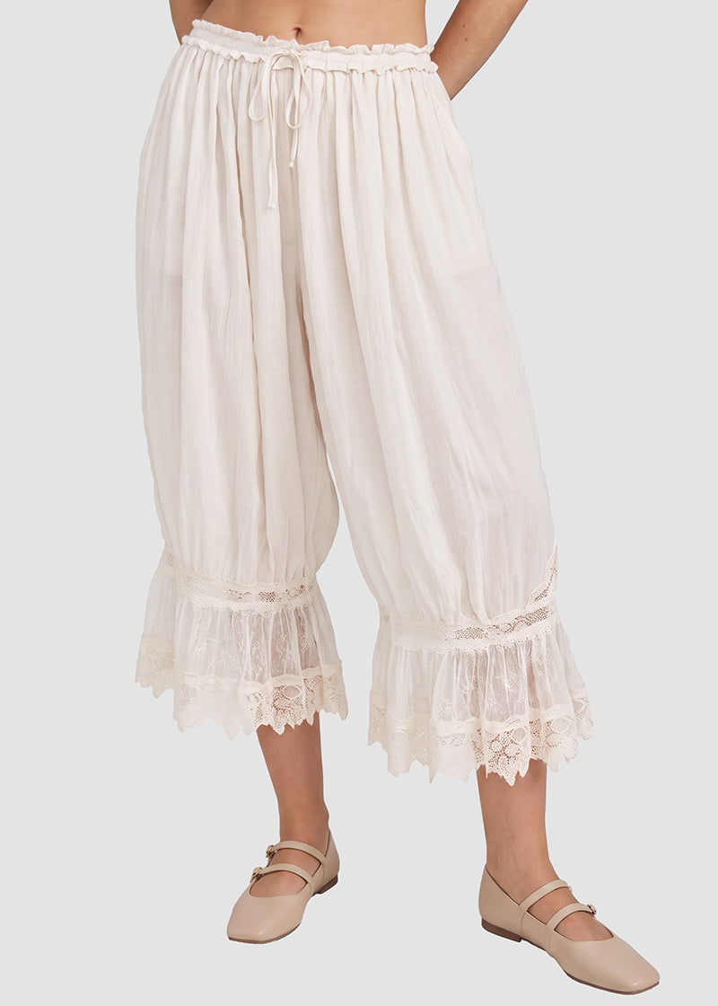 White / L