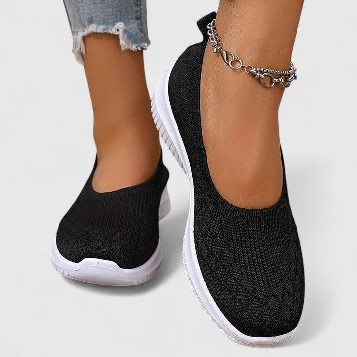 Black / 12 US | 43 EU